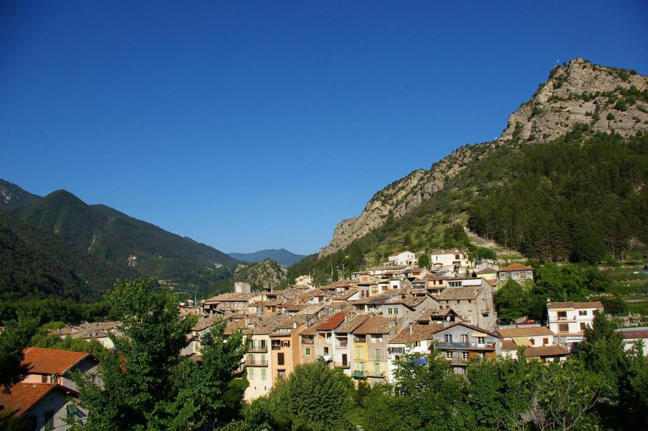 Hotel Les Alizes Puget-Théniers Exteriér fotografie