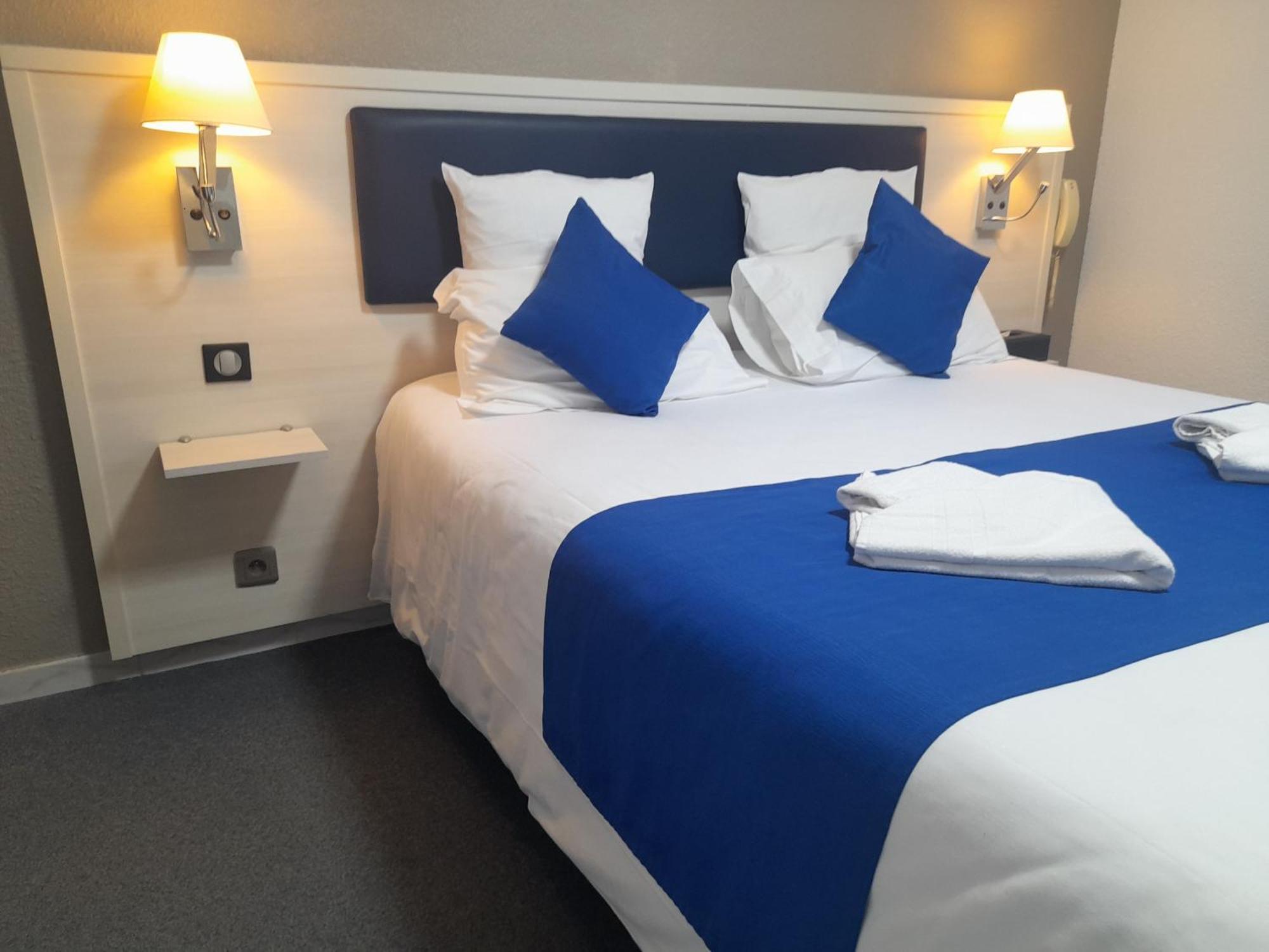 Hotel Les Alizes Puget-Théniers Pokoj fotografie